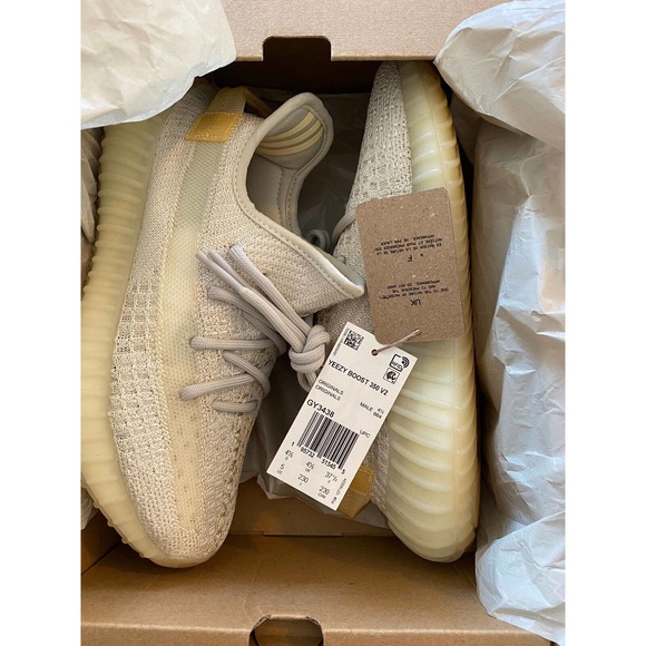 New Adidas Mens 5 Womens 7 Yeezy Boost 350 V2 GY3438 Light-Light Sneakers Shoes - Picture 8 of 8